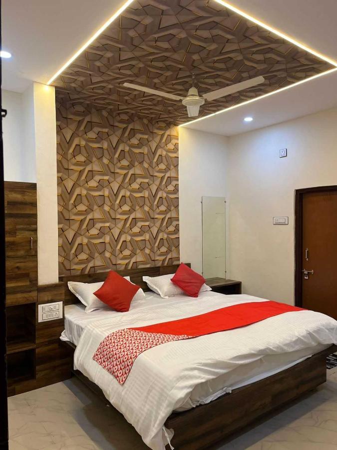 Hotel O Pravin Executive Gangapur  Kültér fotó
