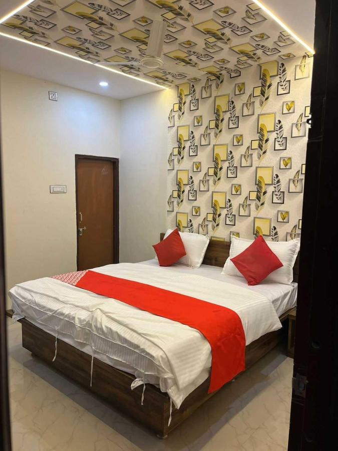 Hotel O Pravin Executive Gangapur  Kültér fotó