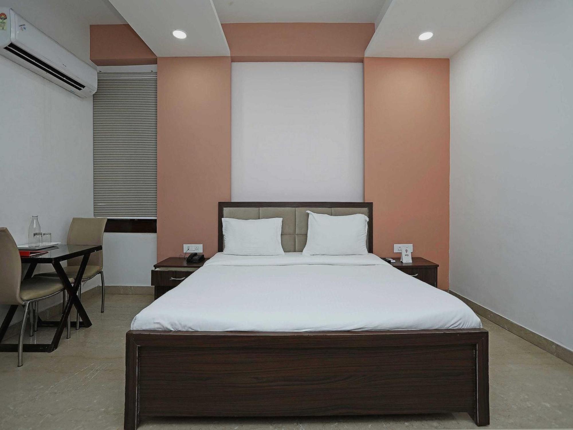 Hotel O Pravin Executive Gangapur  Kültér fotó