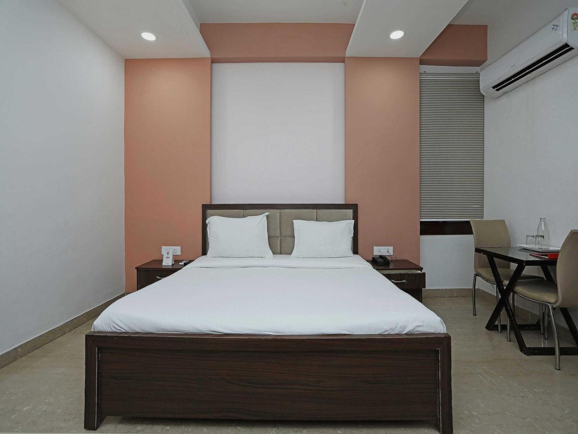 Hotel O Pravin Executive Gangapur  Kültér fotó