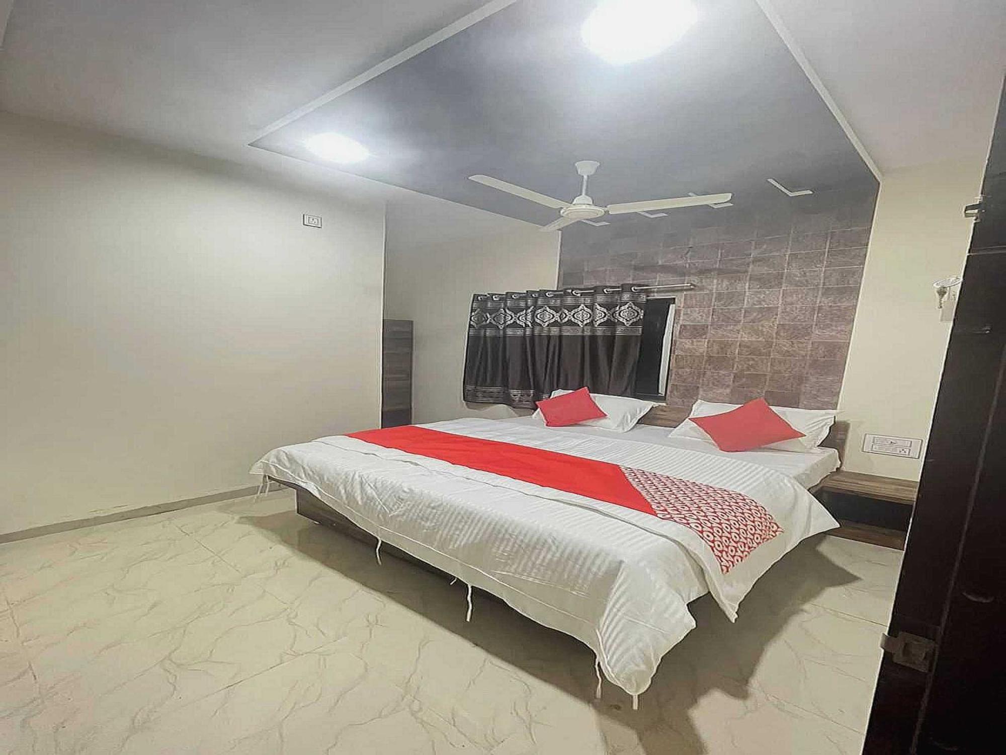Hotel O Pravin Executive Gangapur  Kültér fotó